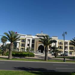 1960 wurde die Stadt durch ein Erdbeben fast vollständig zerstört!
