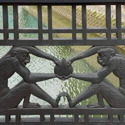 schönes Brückengeländer