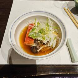 Du poisson dans du bouillon