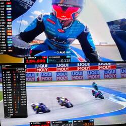 Schatzi verfolgt regelmäßig die MotoGP aus Thailand 👍🏻🏍️😇