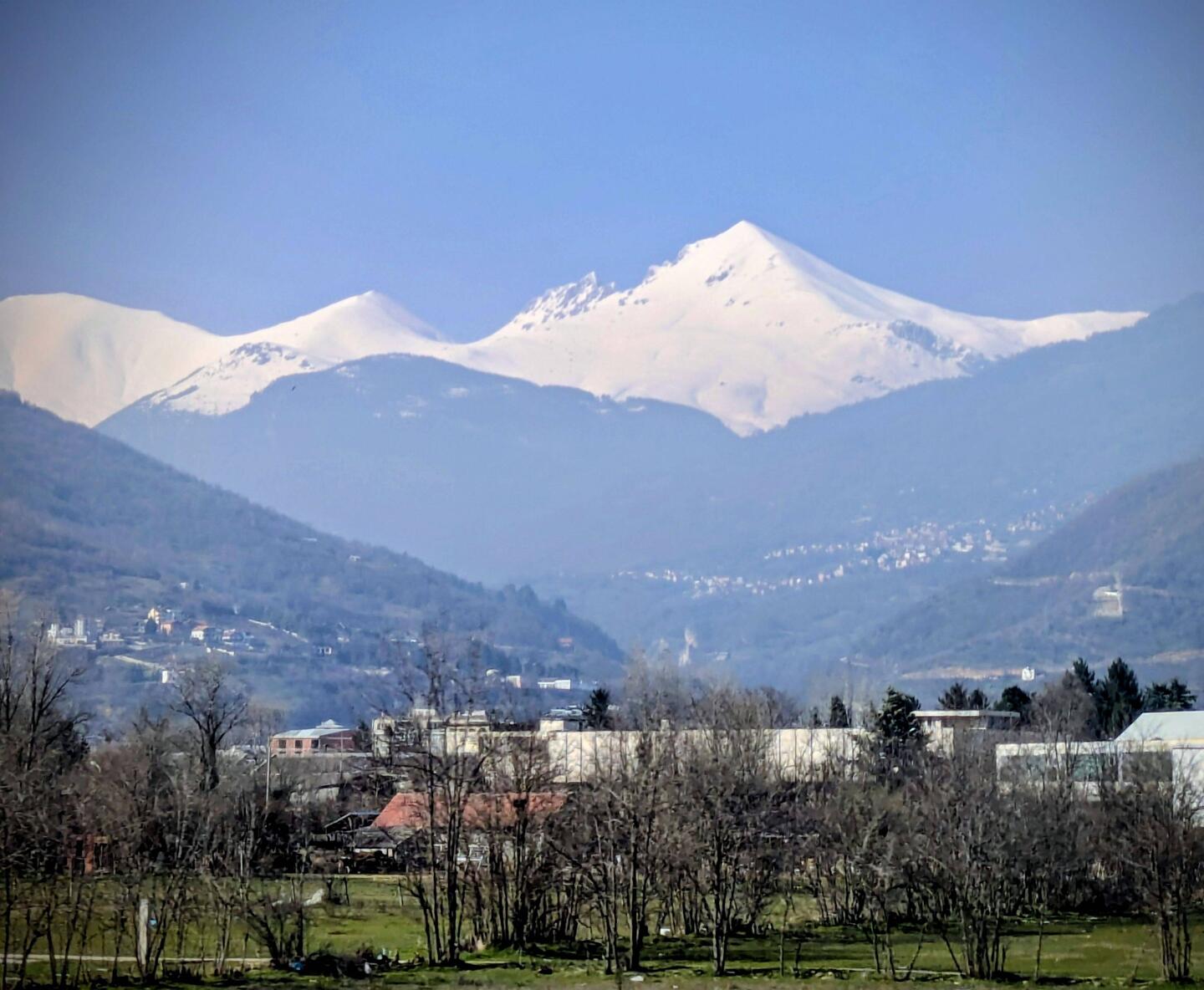 Hier geht's in's Tal von Popova-Shabka (Skigebiet)
