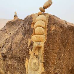 Kunst in der Wüste am Ben Aicha