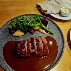 Entebrust zum Zmittag