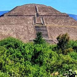 Sonnenpyramide
