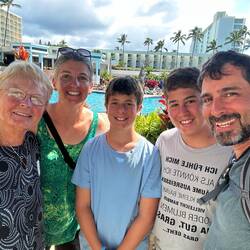 Unsere schon viel gereiste Gastgeberin Merry