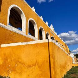 Izamal... alles gelb hier 💛