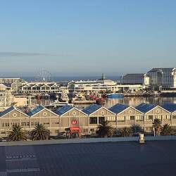 Blick zur Waterfront