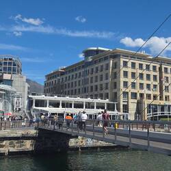 Die Drehbrücke Clocktower Bridge