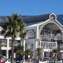 Einkaufszentrum vor dem Tafelberg