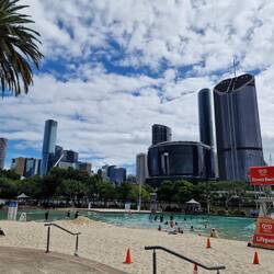 Öffentlicher Pool im South Bank River Walk Park
