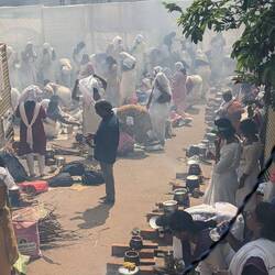 Alles verqualmt, sodass die Augen brennen