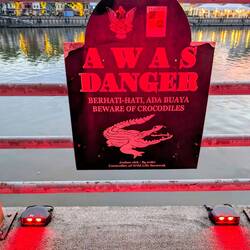 Vorsicht , Krokodile