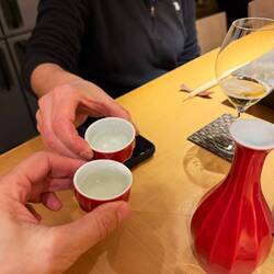 Cheers!!! Sköl!!! Kanpai!