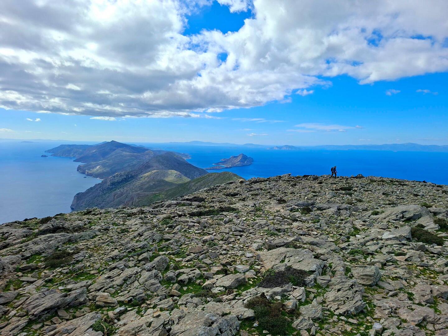 Amorgos "sud", vu du point culminant de l'île