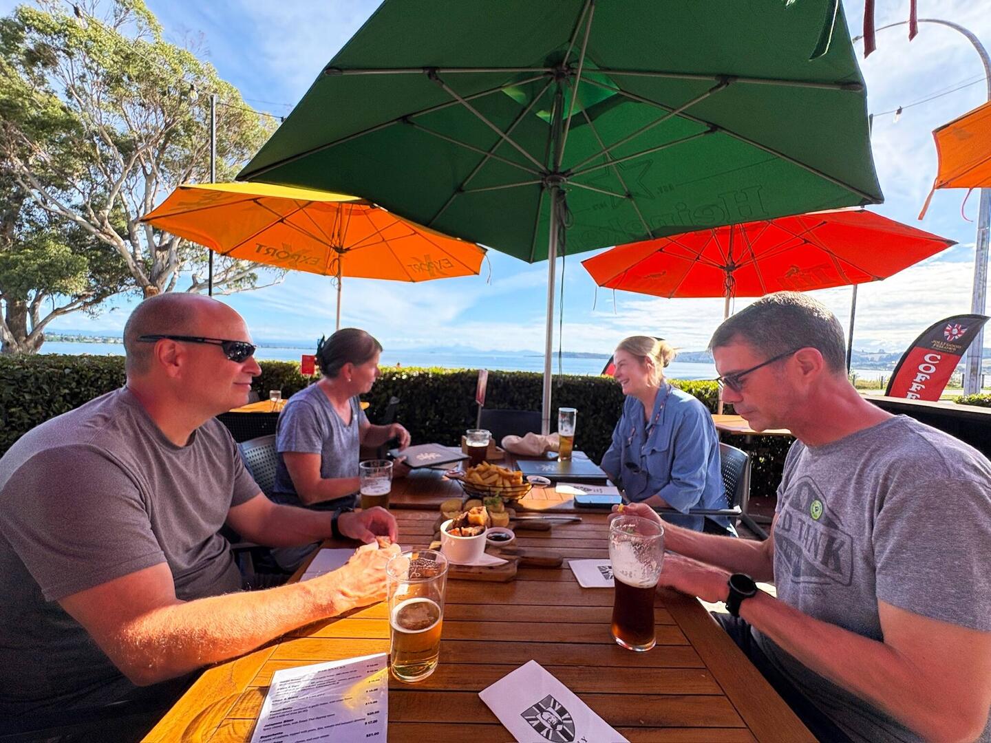 Lakeside happy hour at Jolly Good Fellows. Well named :)