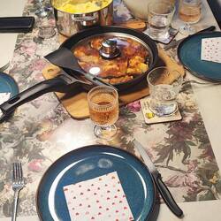 Selbst geangelter Fisch mit Beilagen