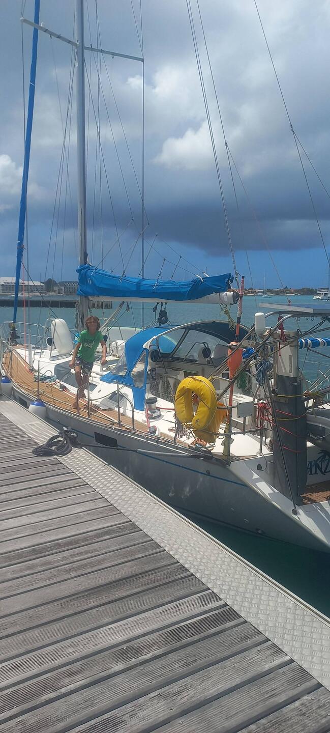 Plein de gasoil et d'eau