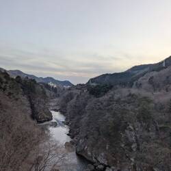 Fluss neben dem Hostel