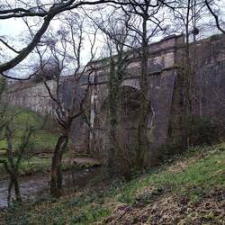 Looking up to the aqueduct from the River Dane