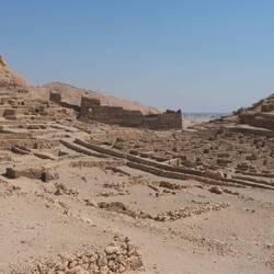 Dorf der Arbeiter die die Gräber erbaut haben.