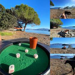 ..leider muss ich dann die Hängematte gegen mein Bett tauschen,aber Schlafen💤ist die beste Medizin🤕