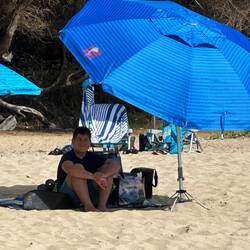 Unser lauschiges Plätzchen an der (schattigen 😆) Sonne...