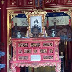 Seven year old emperor born in 1900