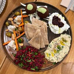 Restaurante Umaueyon shared starter €18.00