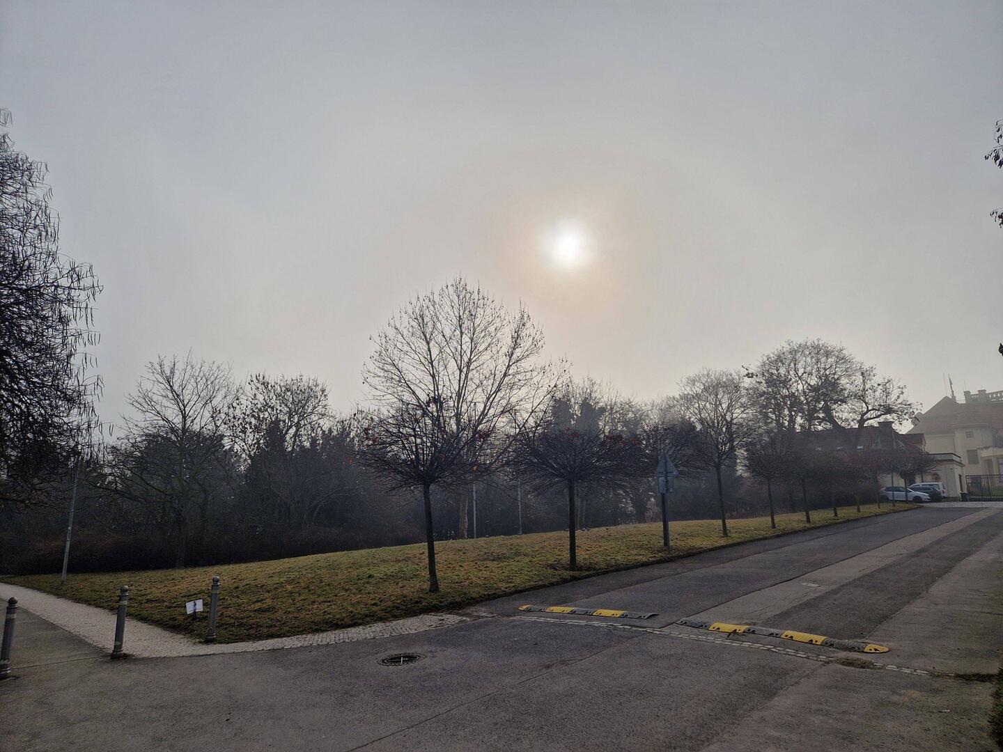 So gseht aube dr Morge uus, näblig