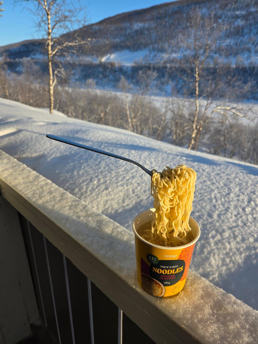 Don't eat noodles outside when it's -16°