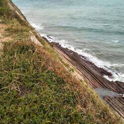 Schöne Wanderung am der Klippe entlang