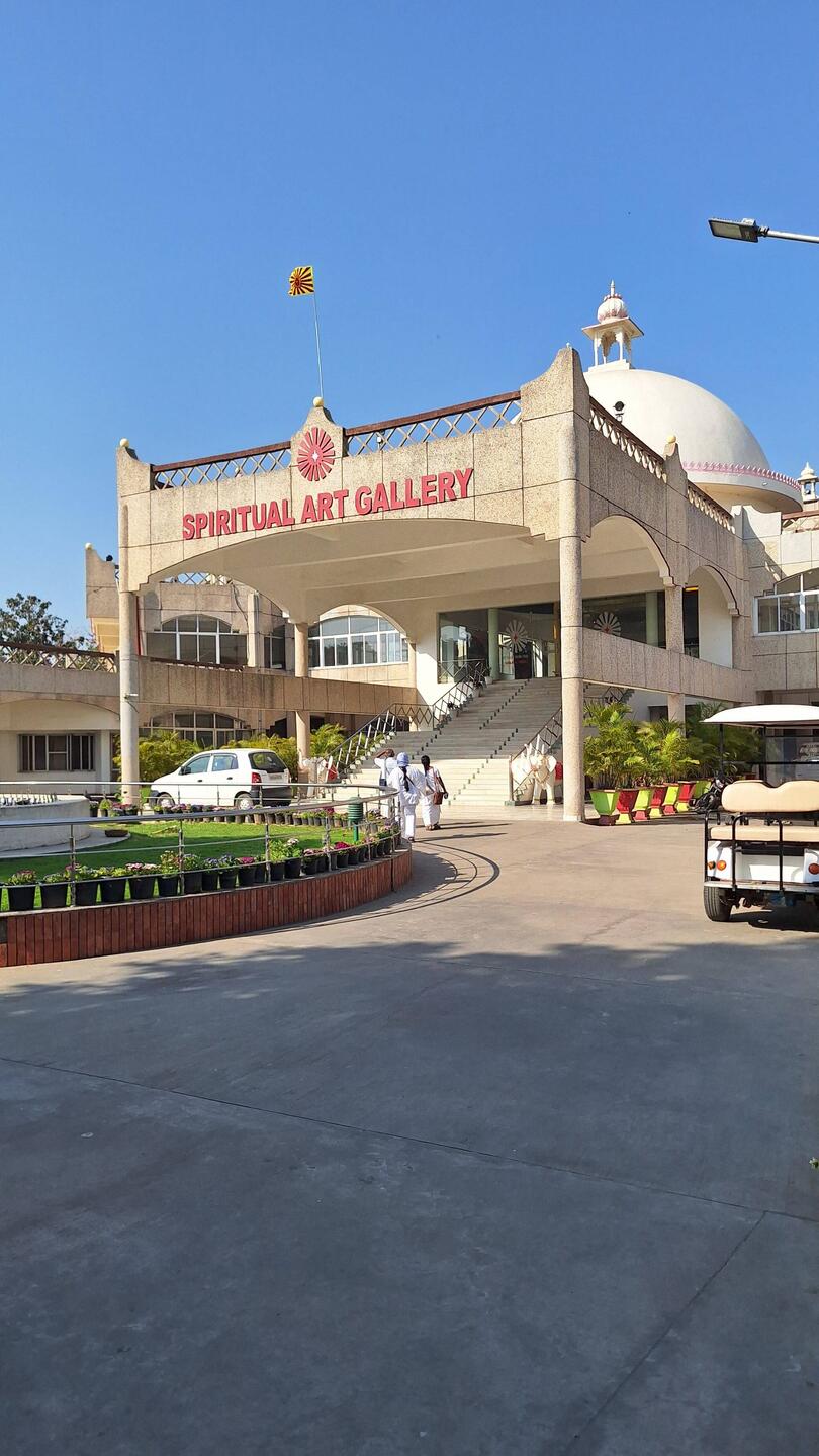 Centro de retiro de Brahma Kumaris, a 50km de Delhi