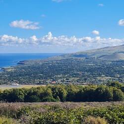Blick auf Hanga Roa - der einzigen Siedlung