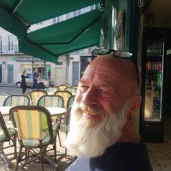 entspanntes Päuschen am Markt, der Cafe schmeckt