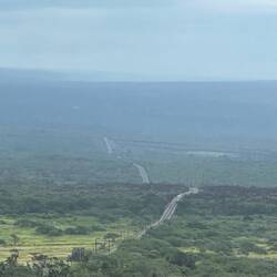 Die Strasse, die sich über die Landschaft schlängelt