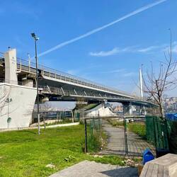 Atatürk Bridge (with metro station in middle😂)