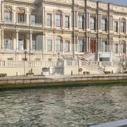 Çirağan Palace