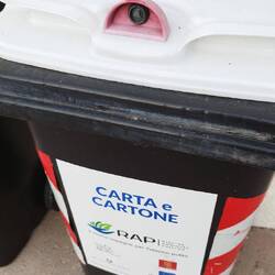 Mülltonnen sind hier abgeschlossen 🤭