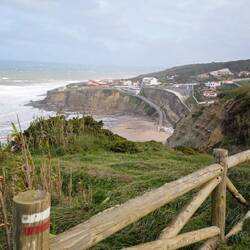 Praia do Magoito kommt in Sichtweite.