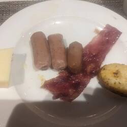 Papa bekam endlich Schweinewürstchen