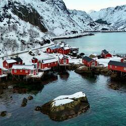 Stelzenhäuser in Nusfjord 🎣🌊🏔️