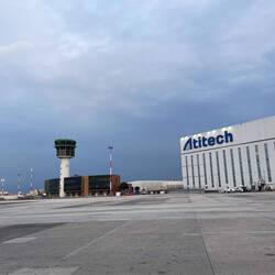 in Neapel angekommen. Aber was braut sich da denn zusammen?