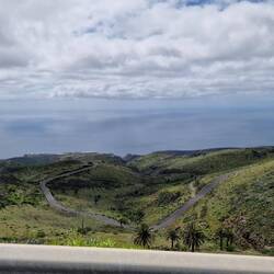 Man sieht verdammt früh, wann einem jemand entgegen kommt.