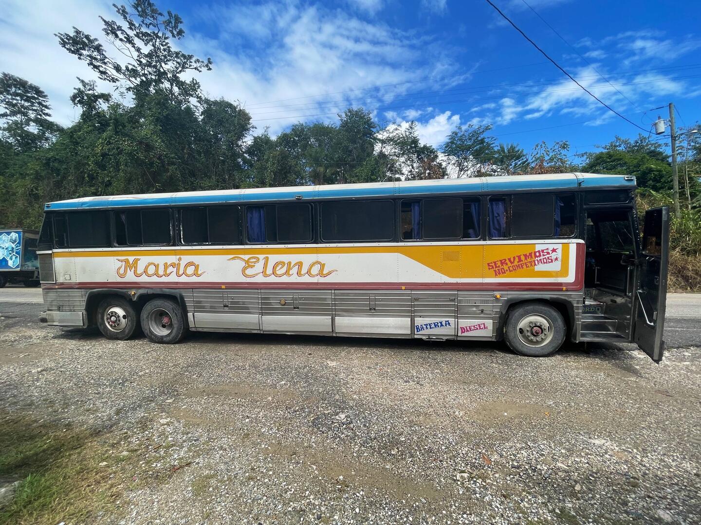 Unser Reisebus von Flores nach Rio Dulce