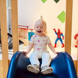 Mara im Spielparadies