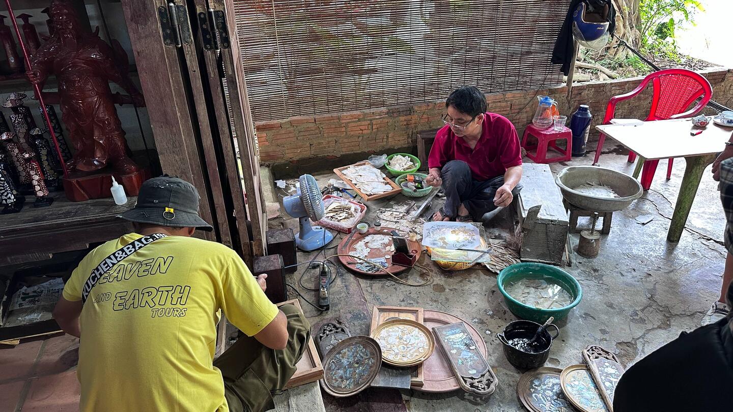 Herstellung Muschelintarsien