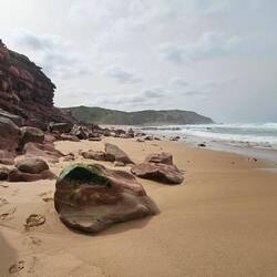 Der Strand ist ein Traum.