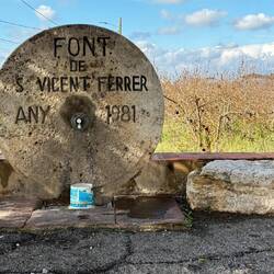 Der Eigentümer nahm uns in Empfang.