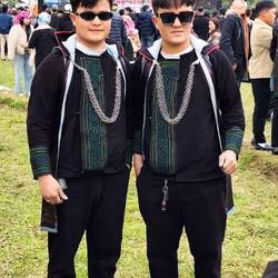 Gangnam style. Vietnamese way.