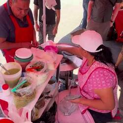Street Food Quesadillas aus blauem Mais 🌽